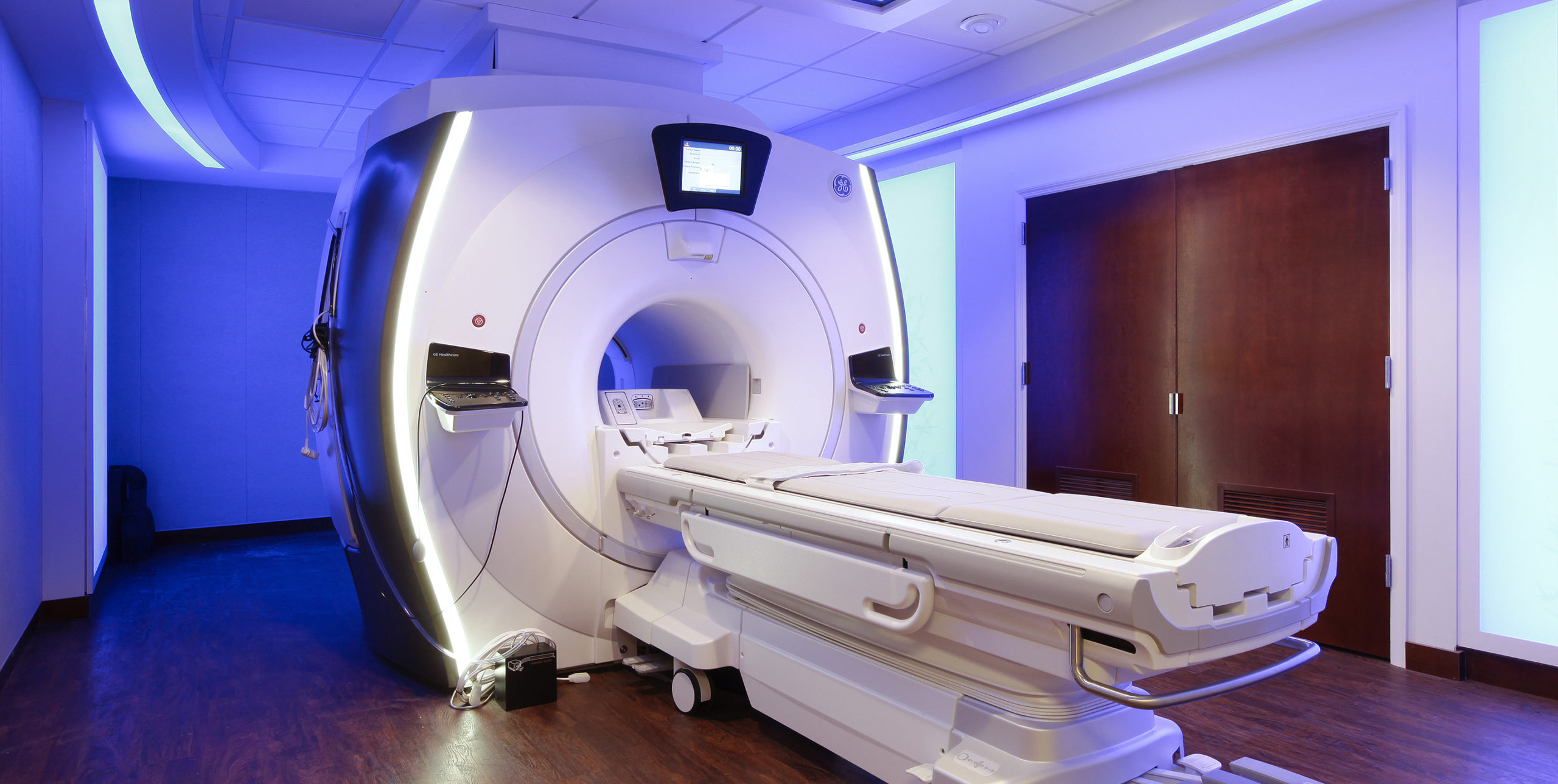 MRI Machine at Orthopedic Associates of Long Island in East Setauket