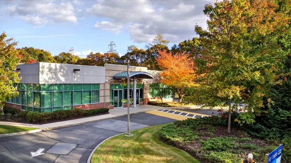 24 Research Way – Suite 200