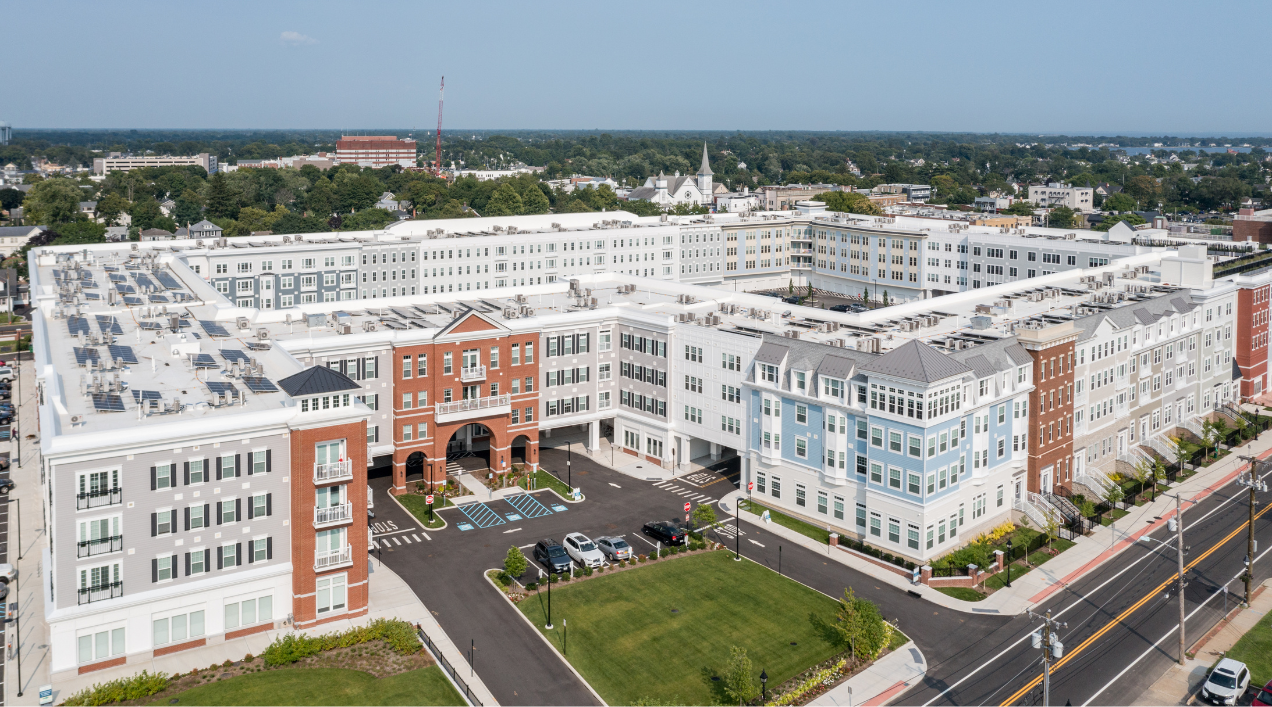 Shoregate in Bay Shore